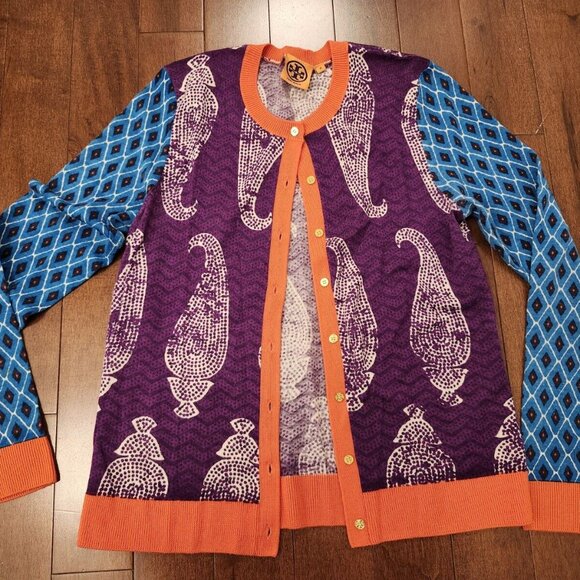 Tory Burch women's button up long sleeve cardigan in size medium merino wool - Picture 2 of 8